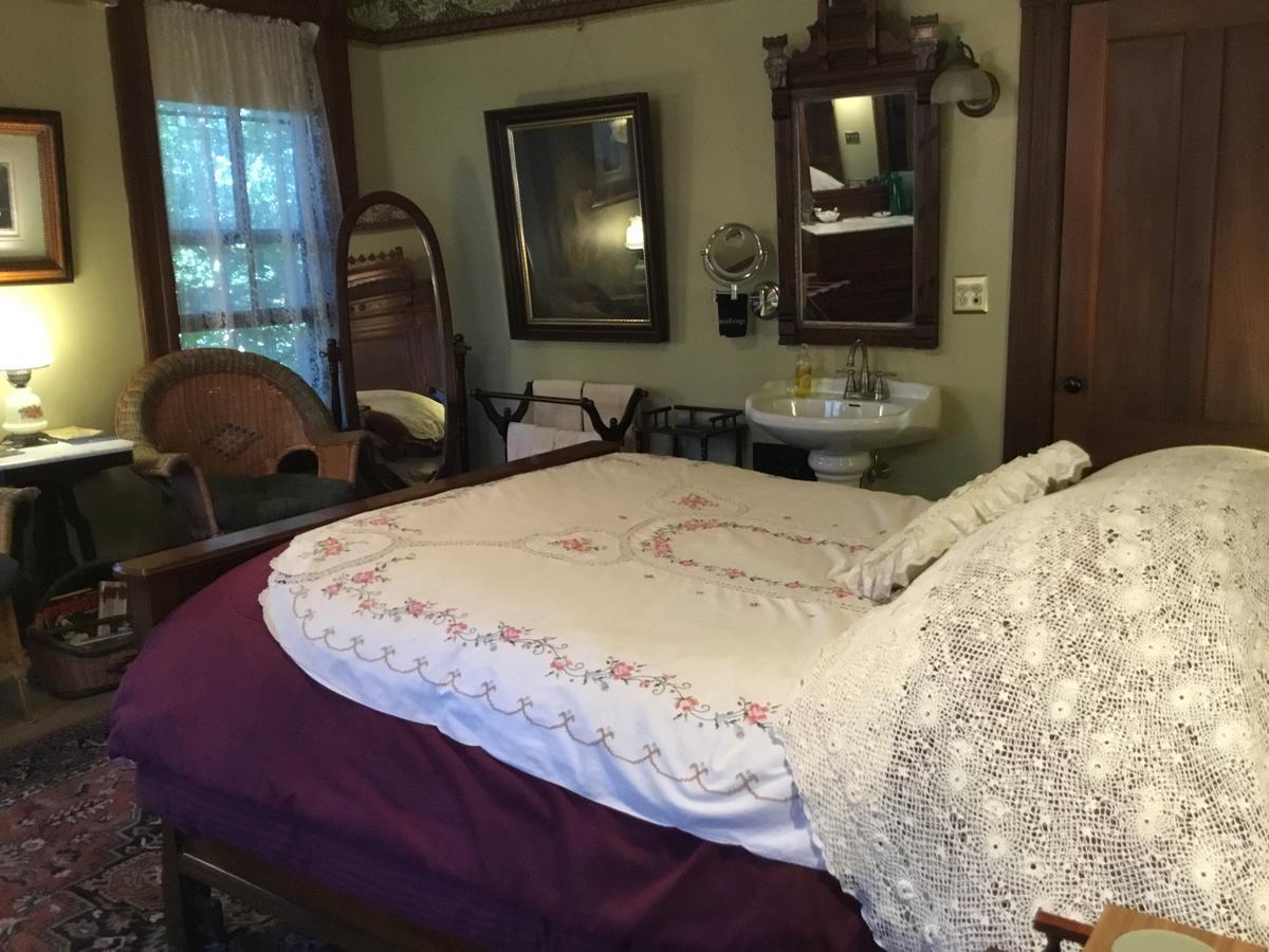 Allen House Inn Amherst Kültér fotó